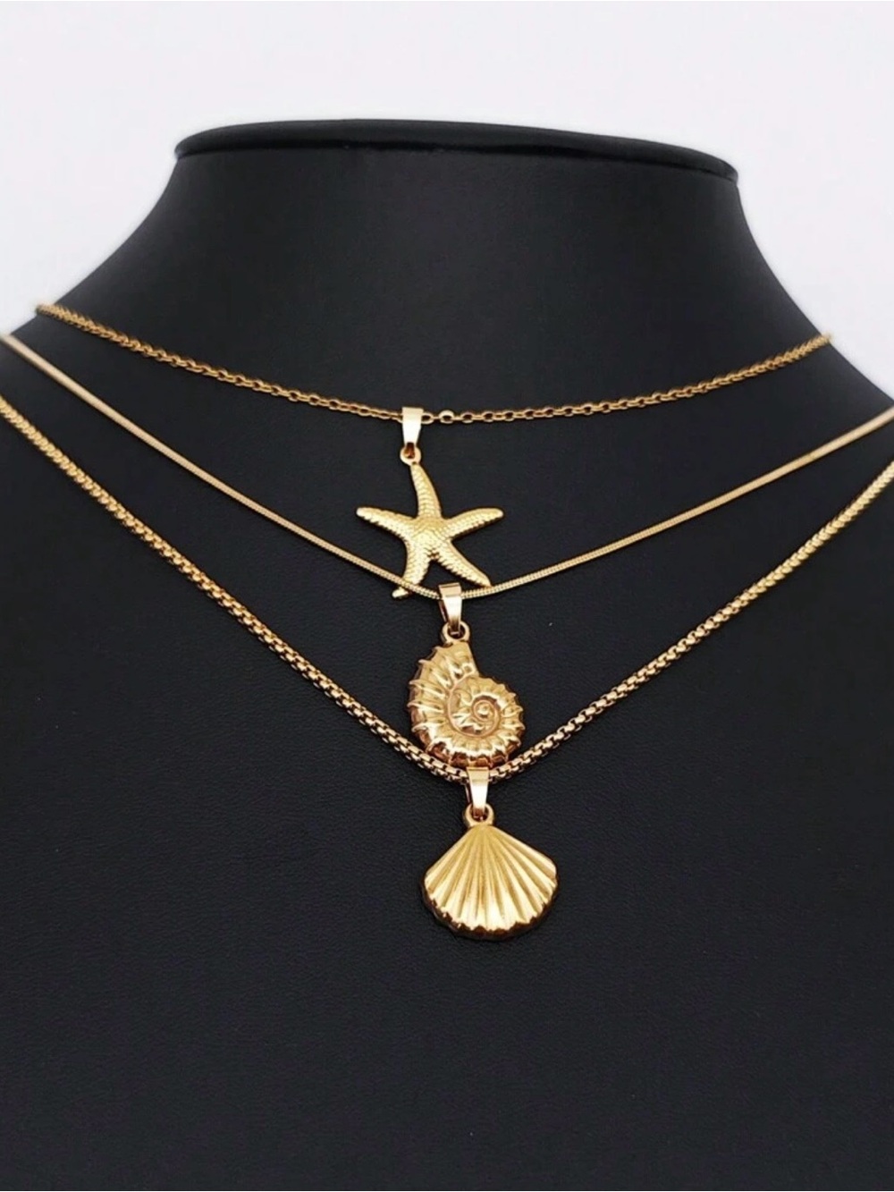Stainless Steel Gold Layered Seashell & Starfish Pendant Necklace Set - Picture 6 of 7